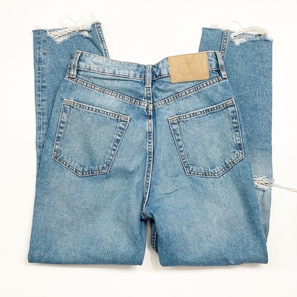 Divided by H&M high waisted distressed denim jeans - Picture 4 of 6